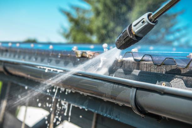 Why Choose Our Certified Pressure Washing Experts for Your Project Needs in Bainbridge Island, WA?